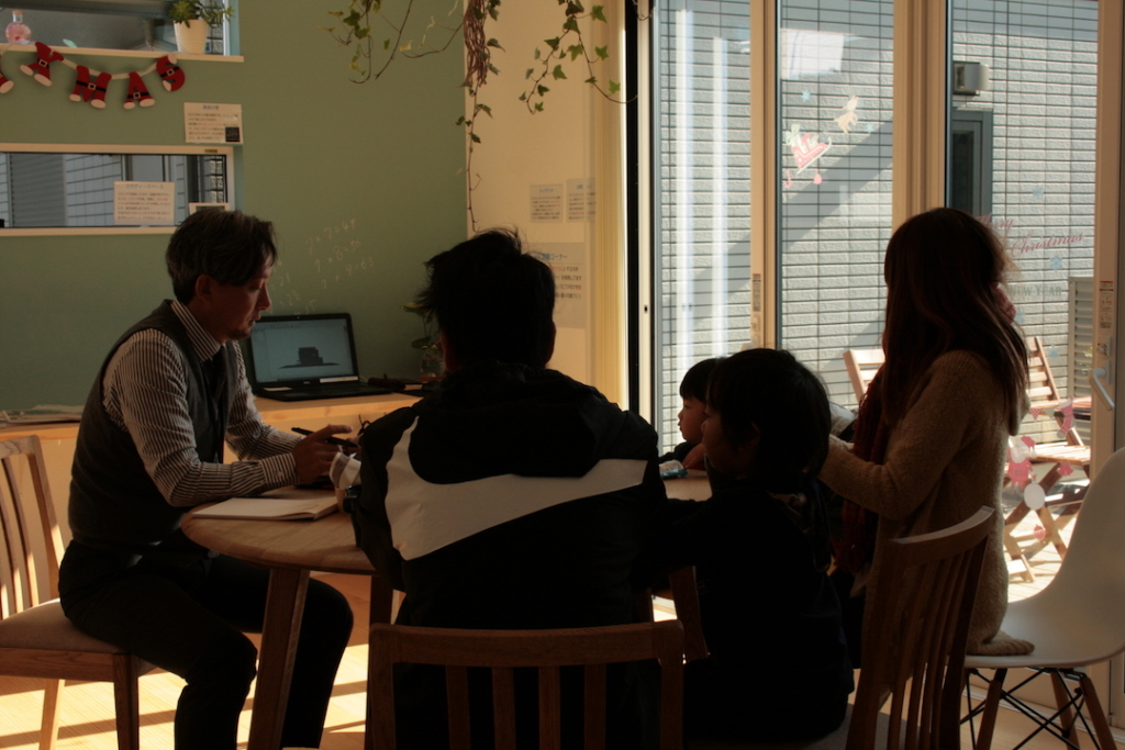 家づくりの打合せの風景