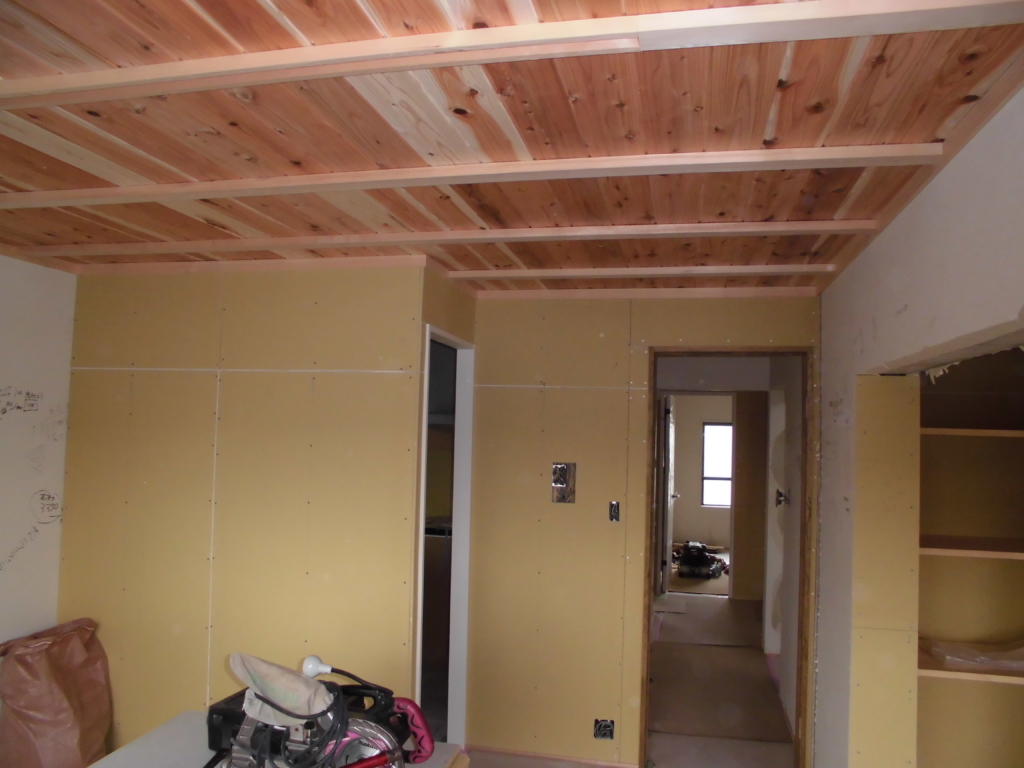 完成前写真(白い家)1