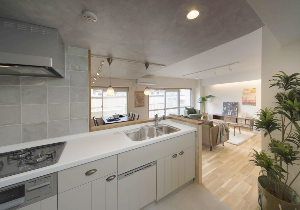 家族が見えるキッチン