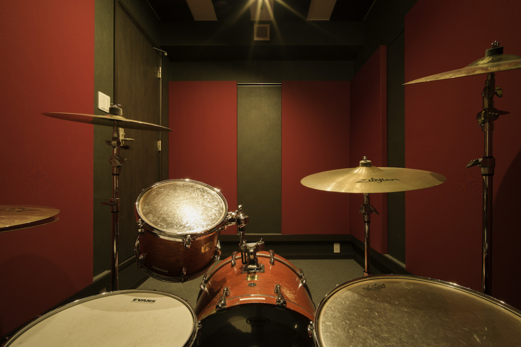 防音室　ドラム