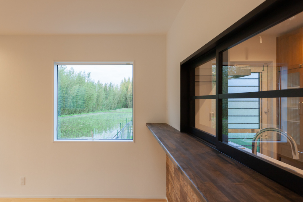 ピクチャーウィンドウ