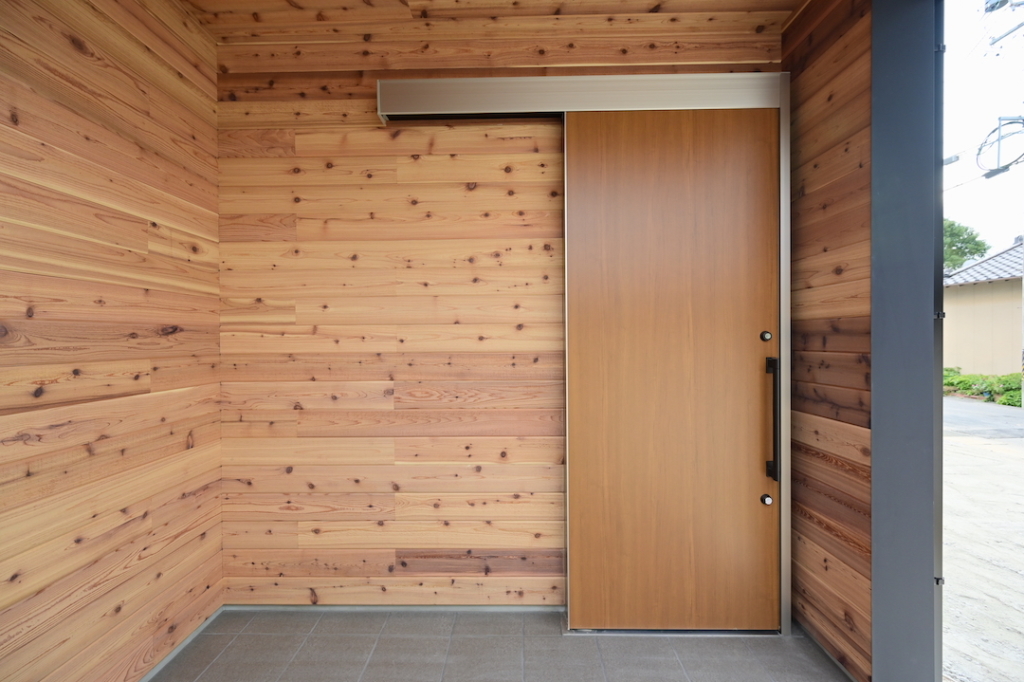 レッドシダーの外壁