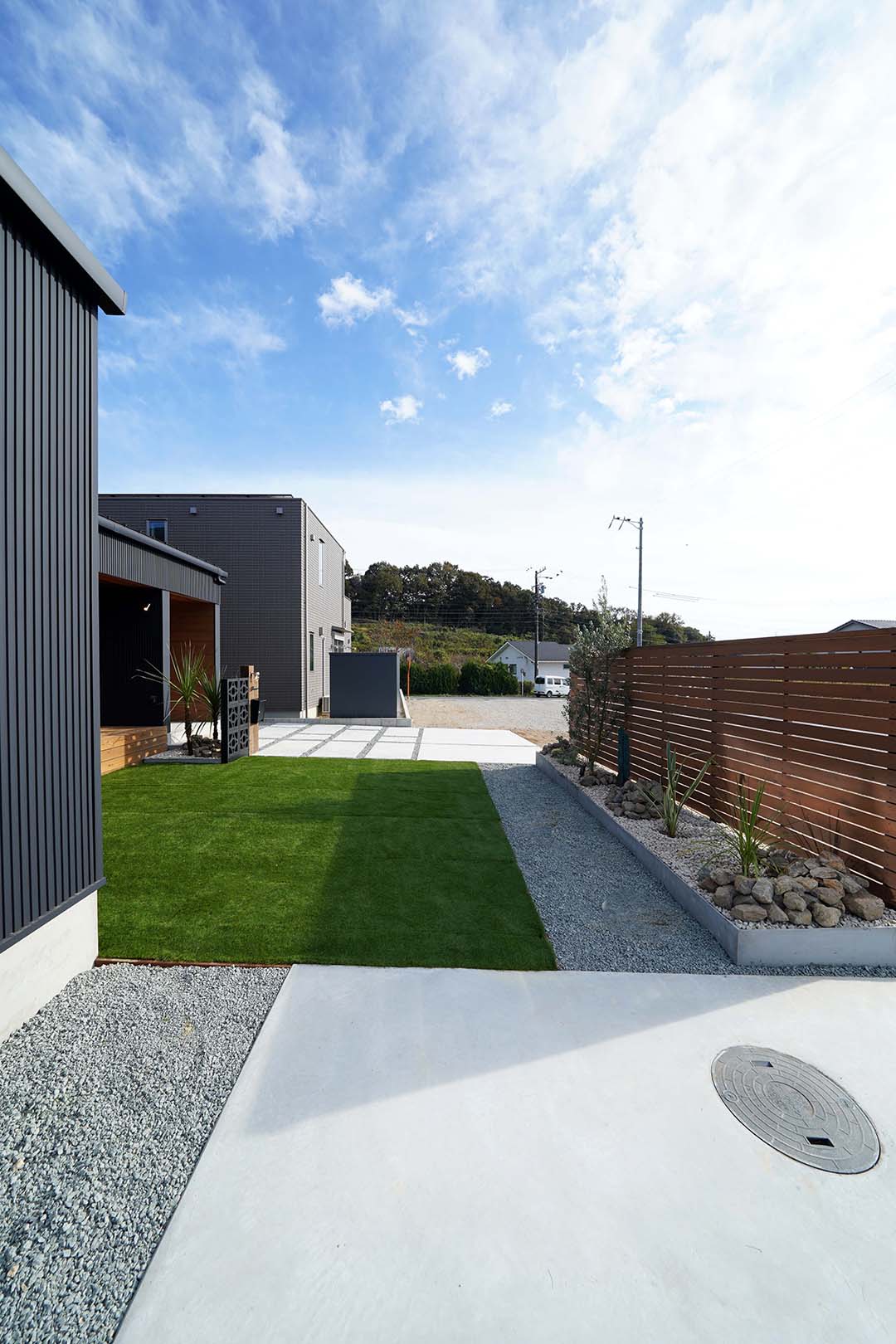 オージープランツ　ドライガーデン　外構