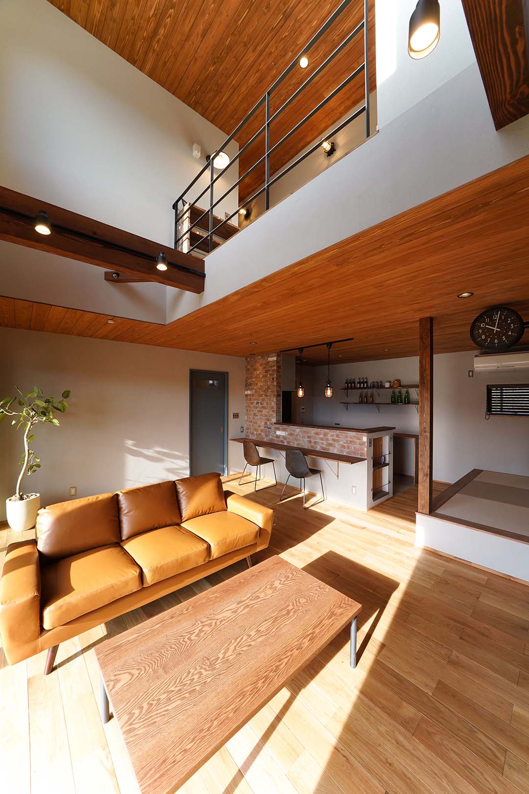 LDK  吹き抜け　ブルクリンスタイル　ブリックタイル