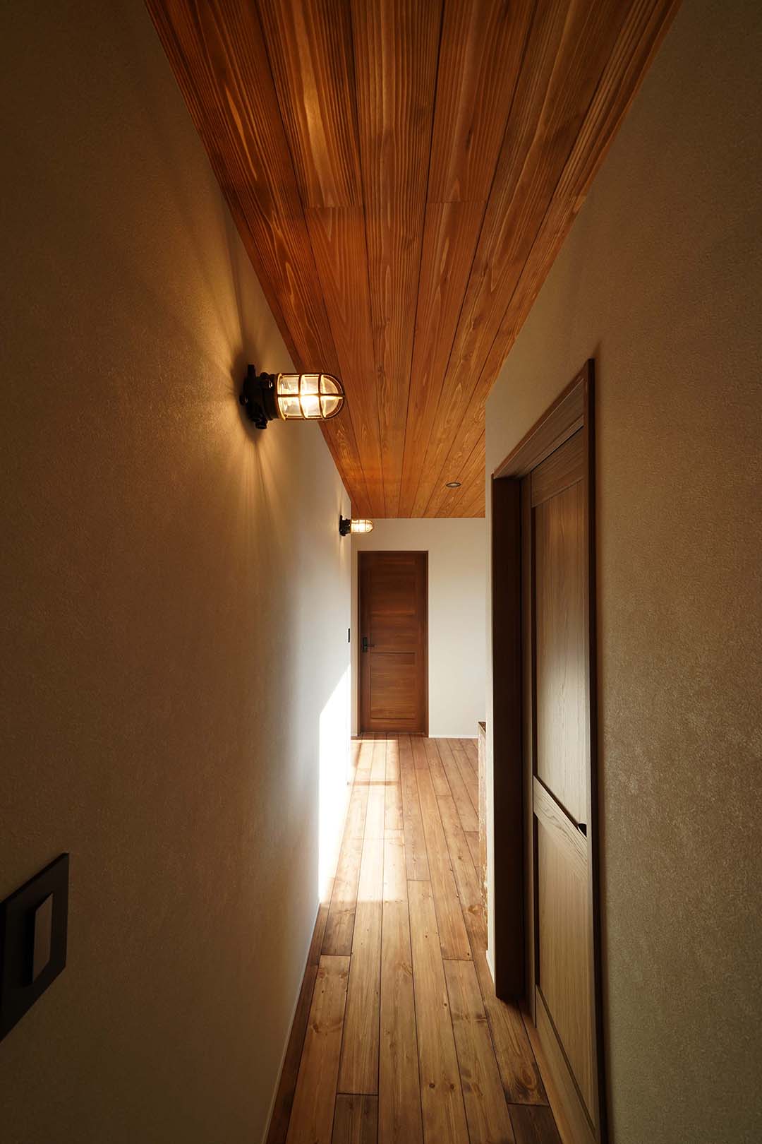 廊下 マリンランプ