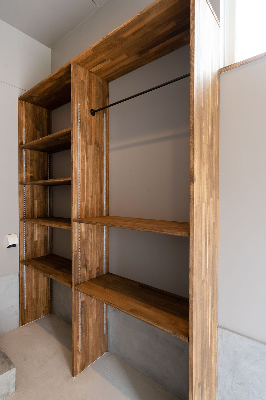 バイクガレージ